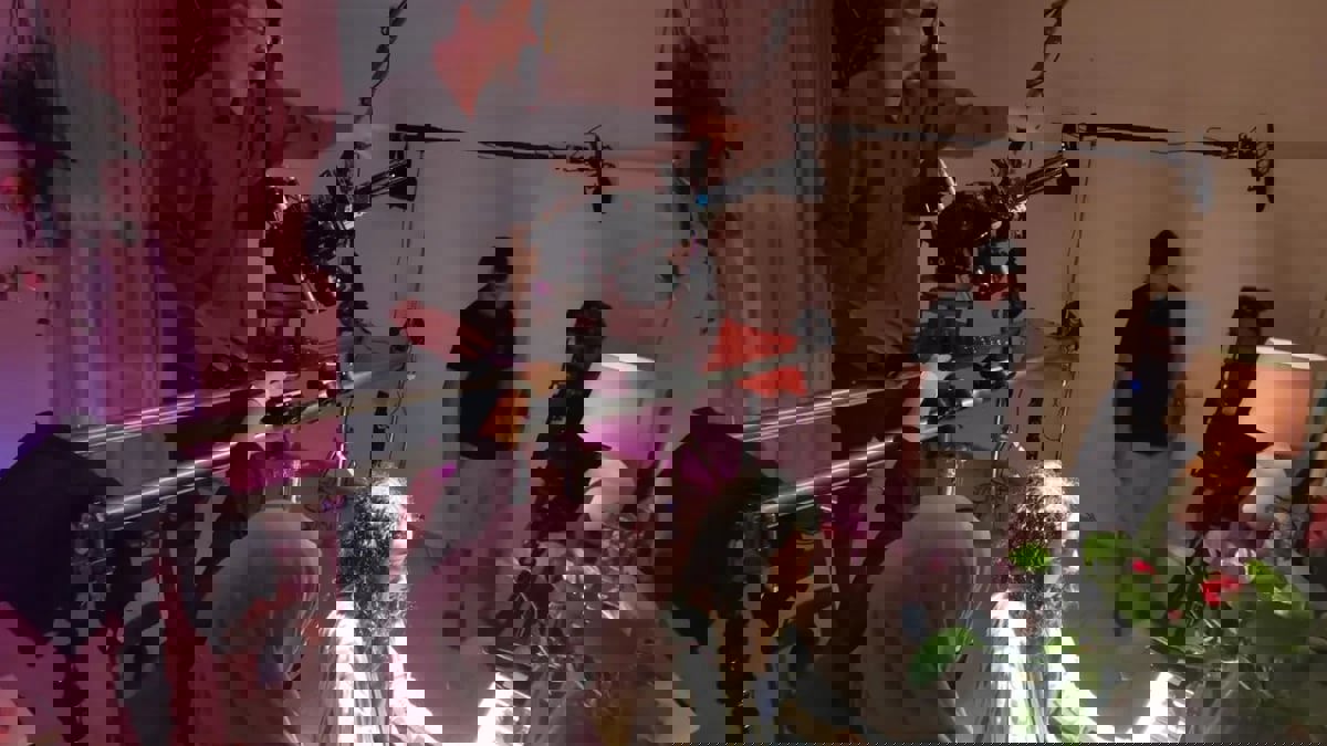 الفيلم السعودي "أندرقراوند".. عندما تتعانق السينما والموسيقى