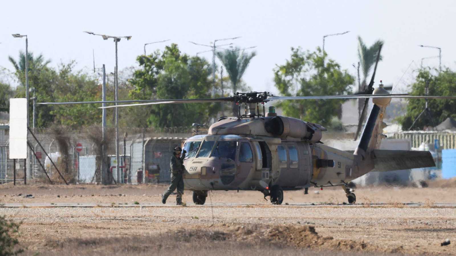 إسرائيل تحبس أنفاسها.. استعدادات وإجراءات معقدة لاستقبال الرهائن من غزة