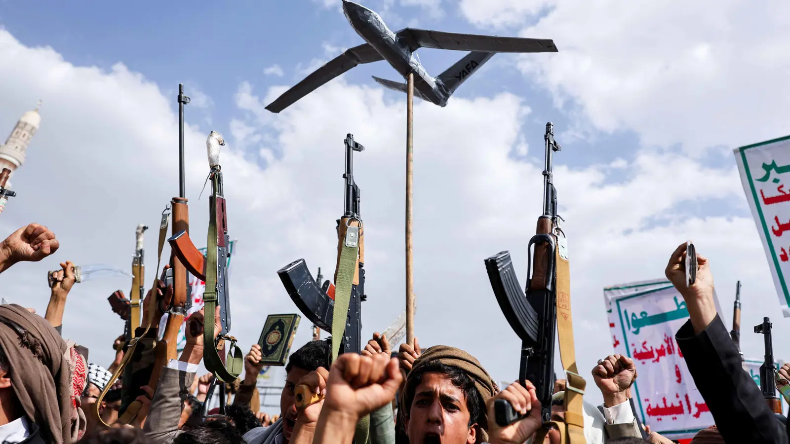 الجيش الإسرائيلي يعترض مسيرة قادمة من اليمن