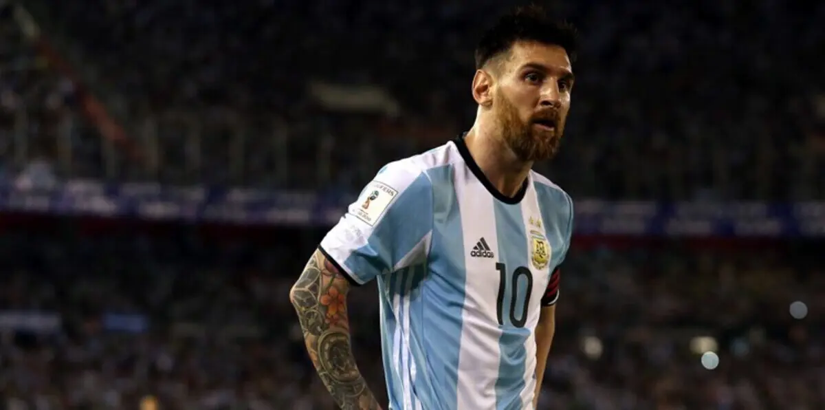 ميسي قد يتعرض للإيقاف 4 مباريات