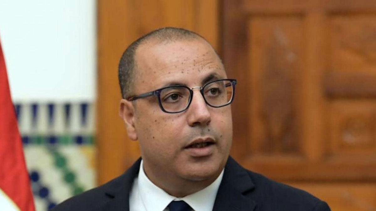 صحيفة: المشيشي يتجه لإقالة وزراء قيس سعيد من الحكومة التونسية