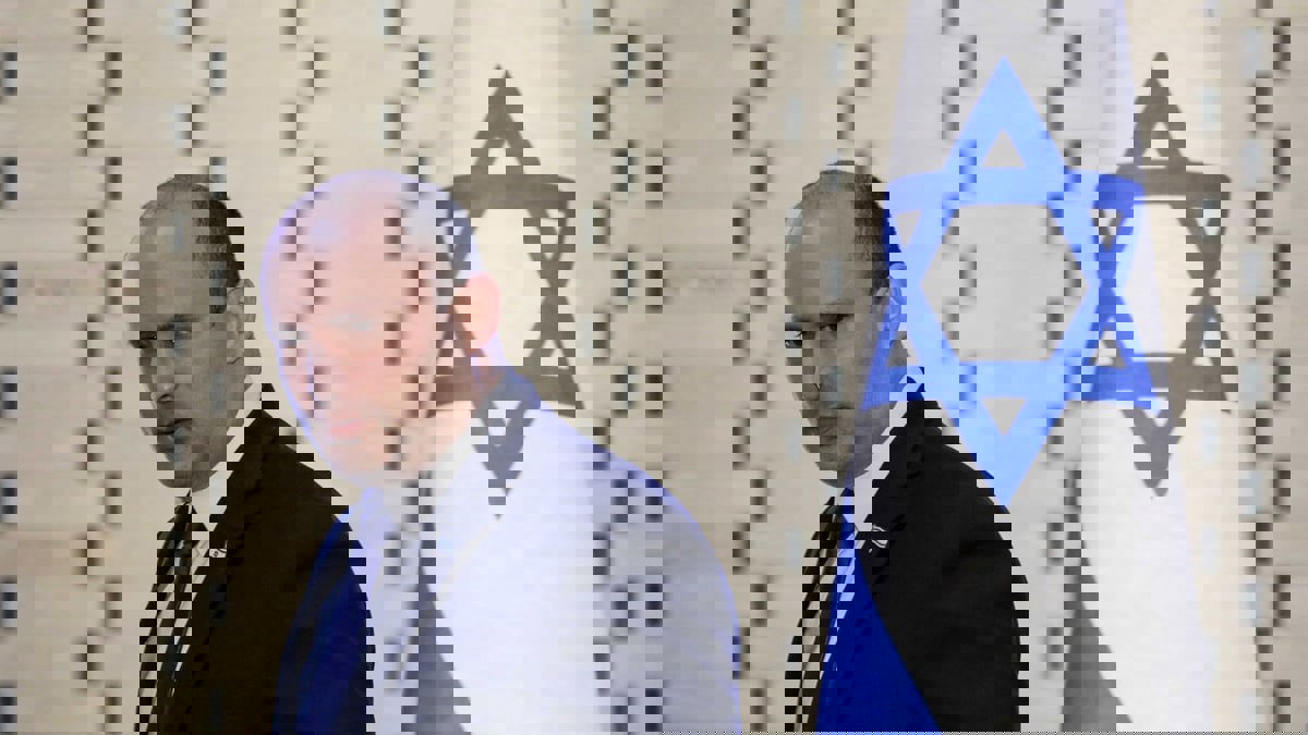 استقالة جديدة في طاقم بينيت.. مدير ديوانه يتخلى عن منصبه