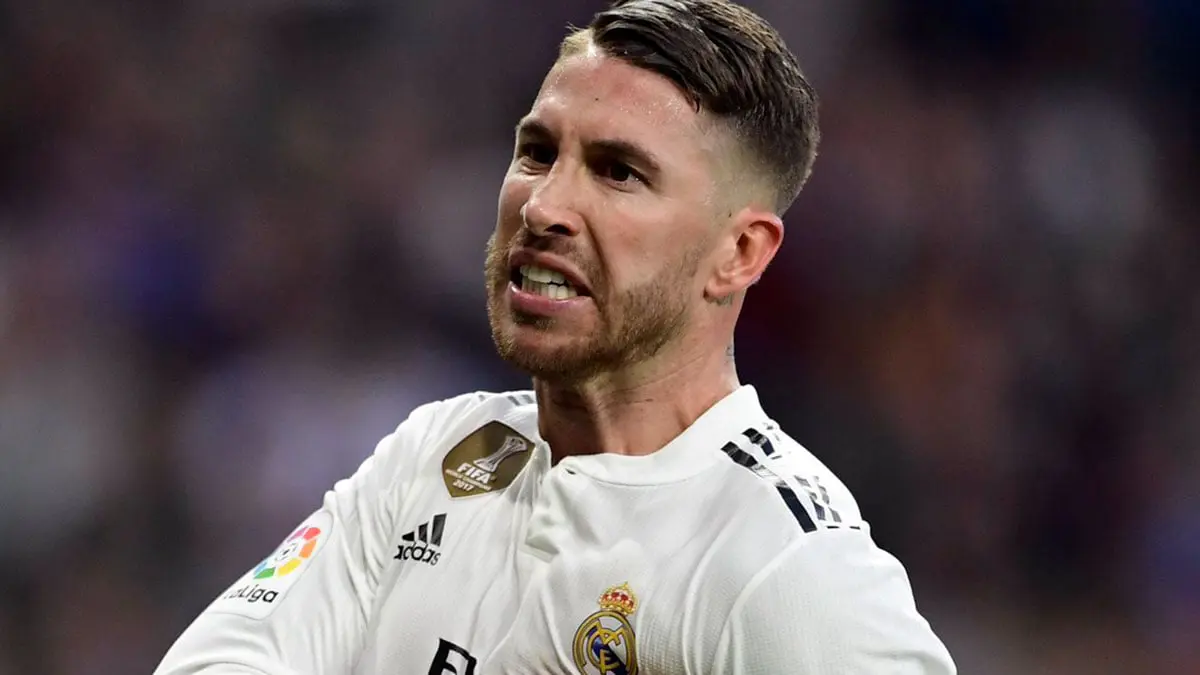 سوشيال ميديا الرياضة: نجوم العالم يحتفلون بعيد الأم.. وراموس يستجيب لرغبة رسام صغير