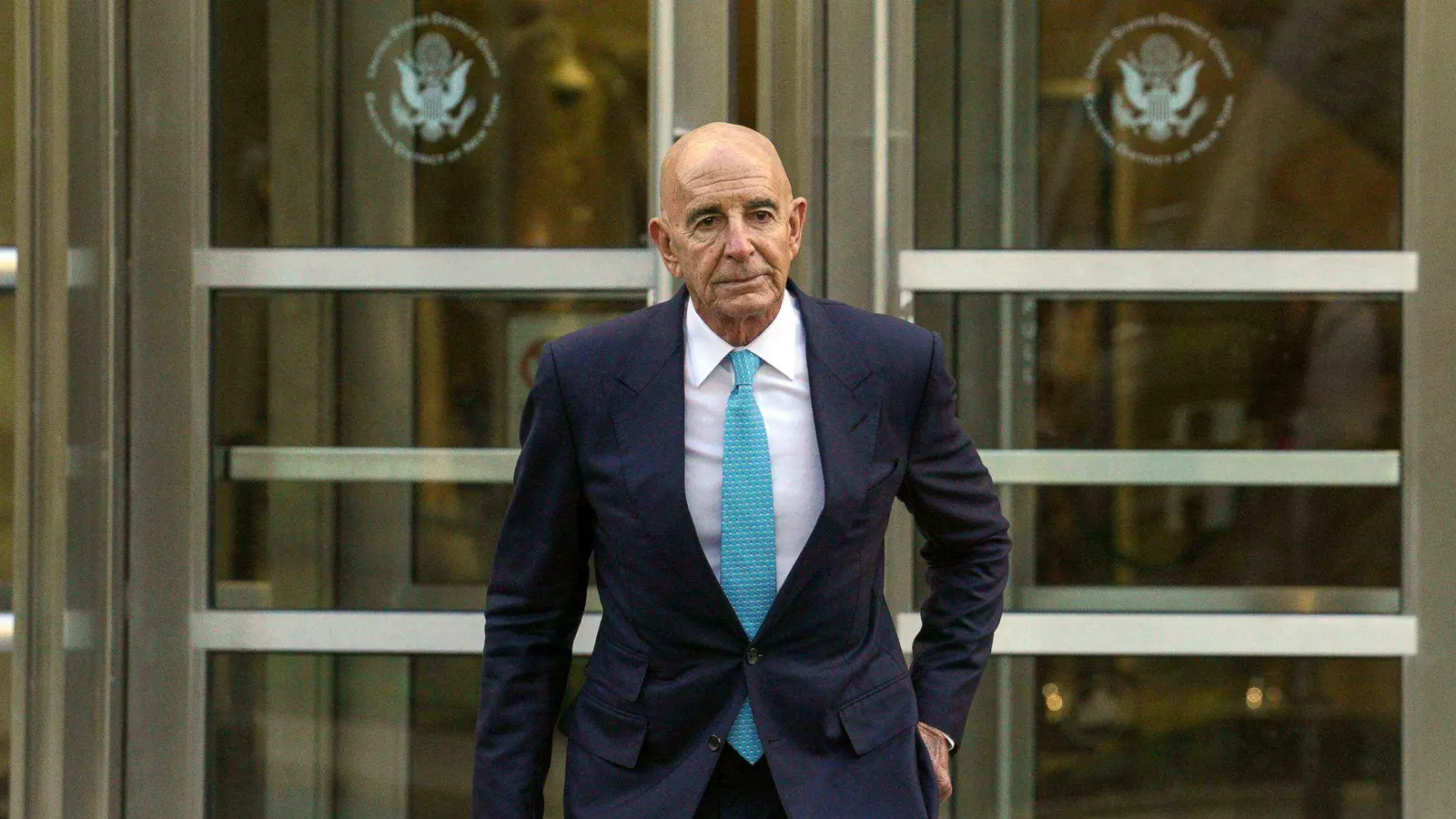 وسط تصاعد الحراك لنزع سلاح حزب الله.. باراك في بيروت الأسبوع المقبل