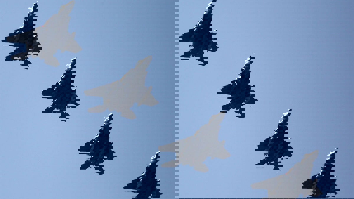 طائرات التحالف تقصف آخر معقل لداعش بشرق سوريا