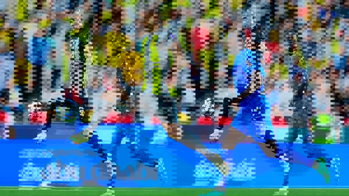 الاتحاد يتلقّى صدمة بشأن مباراة الهلال المصيرية