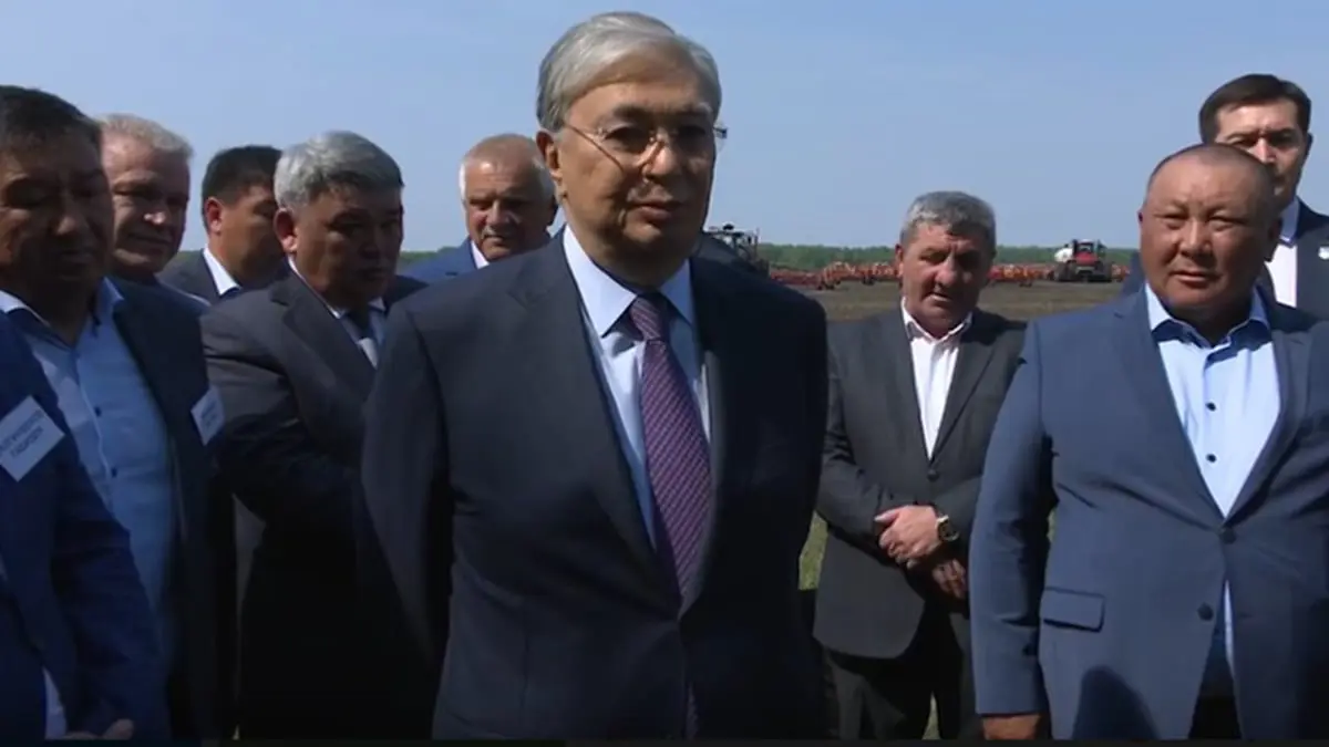 رئيس كازاخستان يعتبر دعوة الانضمام إلى اتحاد روسيا وبيلاروسيا "مزحة"