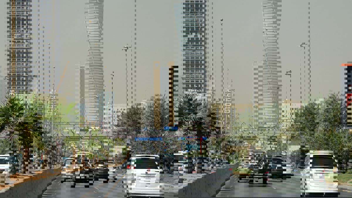 تعطيل الدوام في القطاع الخاص بالسعودية لبعض الفئات