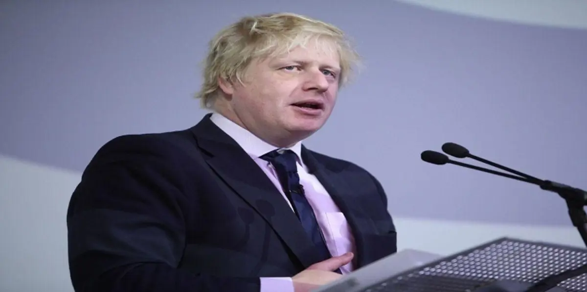 لماذا تخلى وزير الخارجية البريطاني عن جنسيته الأمريكية؟