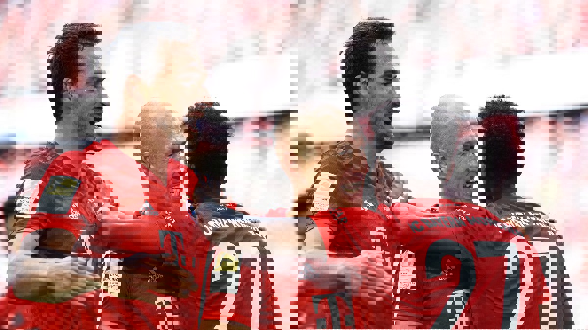 بايرن ميونخ يحرز لقب الدوري الألماني للمرة السابعة على التوالي