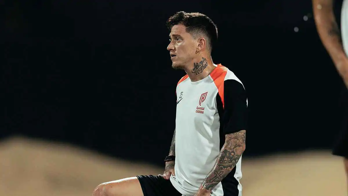 موقف أوتافيو من تشكيل القادسية الأساسي أمام الهلال السعودي