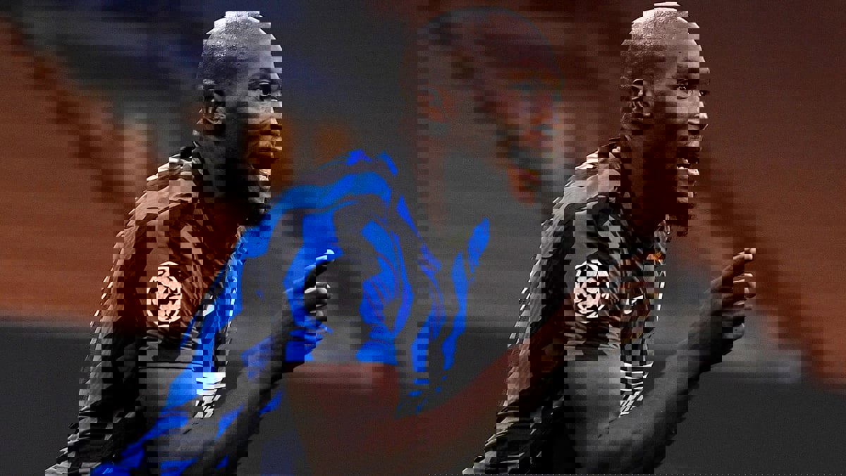 مقابل 8 ملايين يورو.. إنتر ميلان يقترب من إعادة لوكاكو