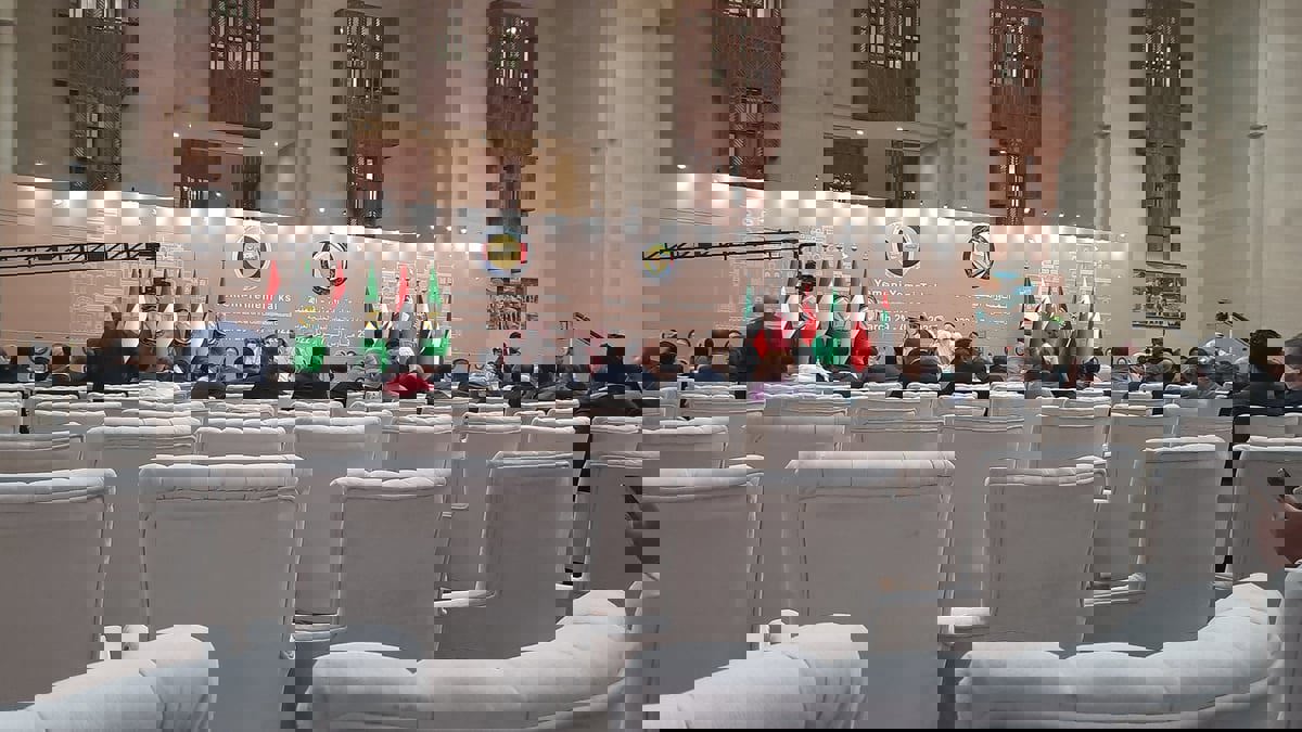 المكونات السياسية اليمنية تتفاعل إيجابياً مع تشكيل مجلس القيادة الرئاسي