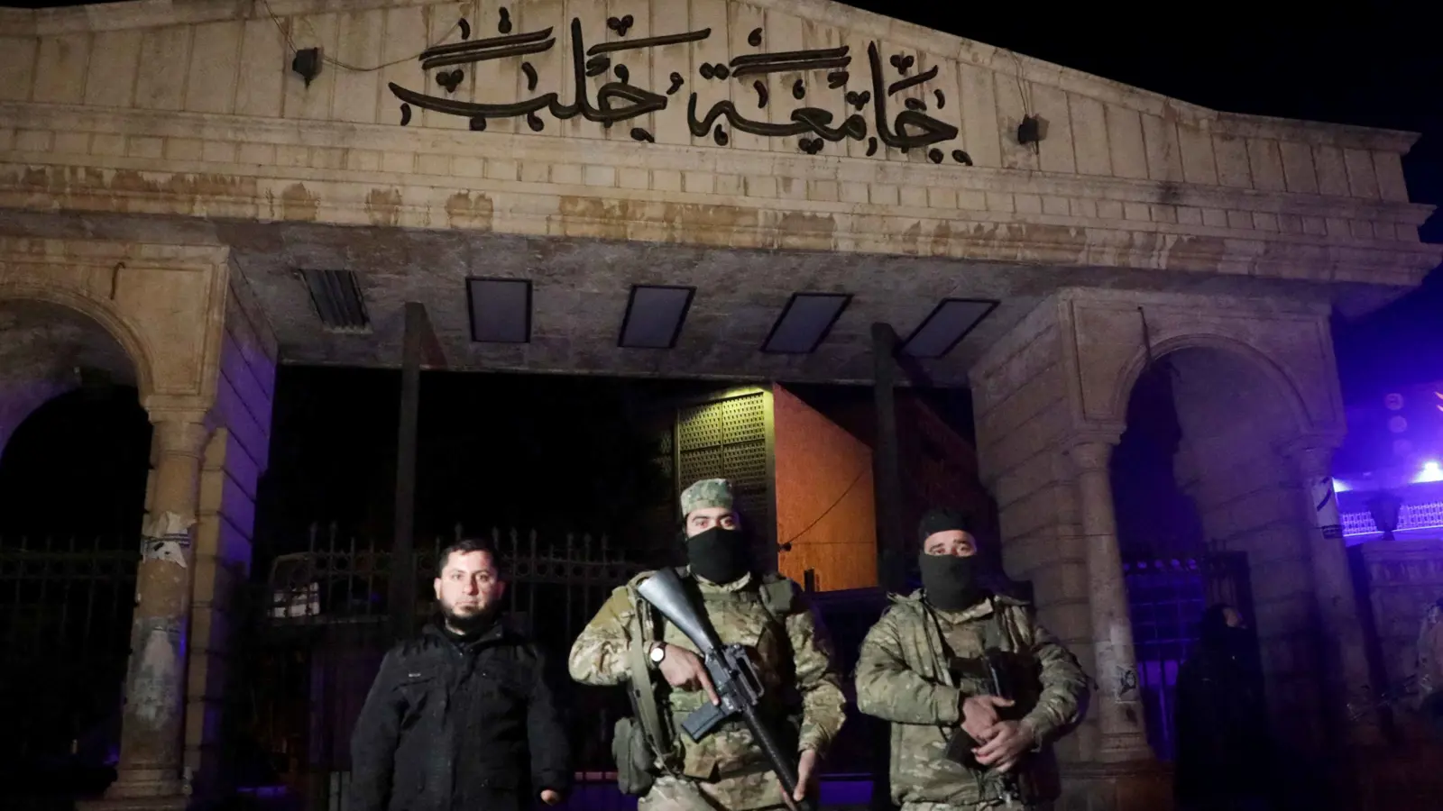 "إغلاق القواعد الأمريكية".. تطورات الشمال السوري تخلط أوراق ترامب