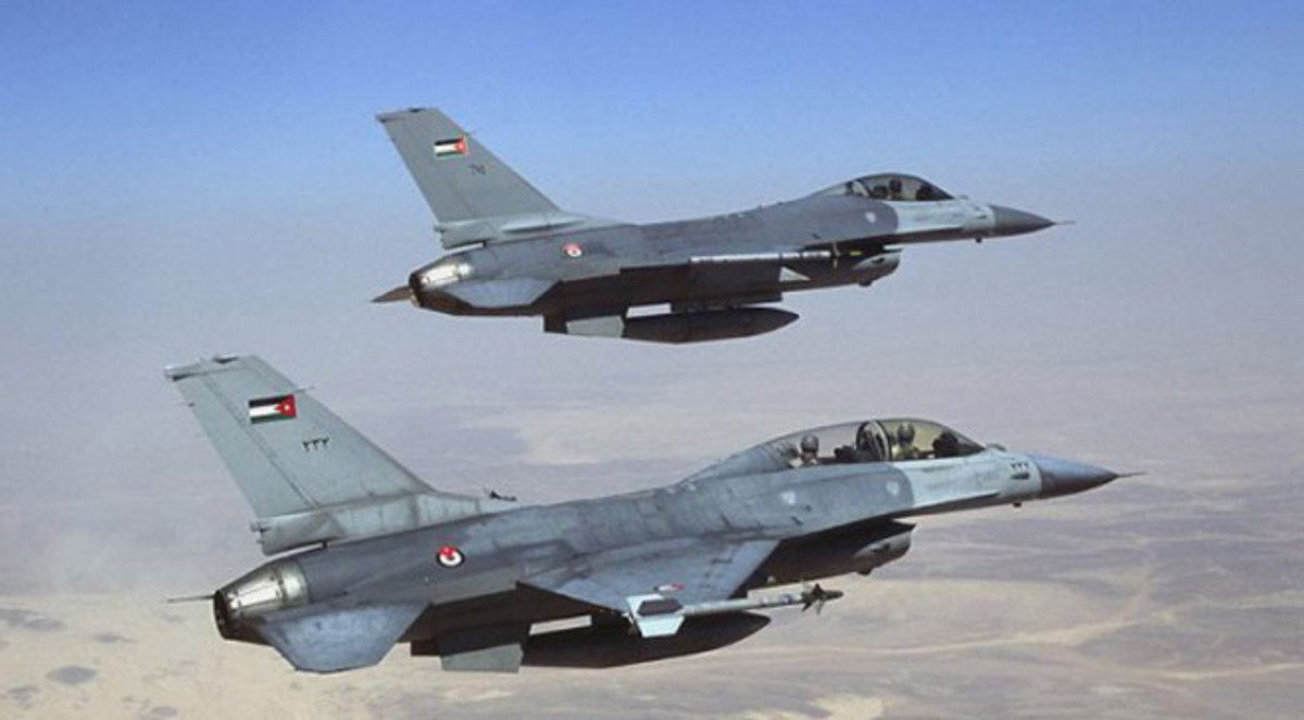 سلاح الجو الأردني يدمر مركبتين سوريتين