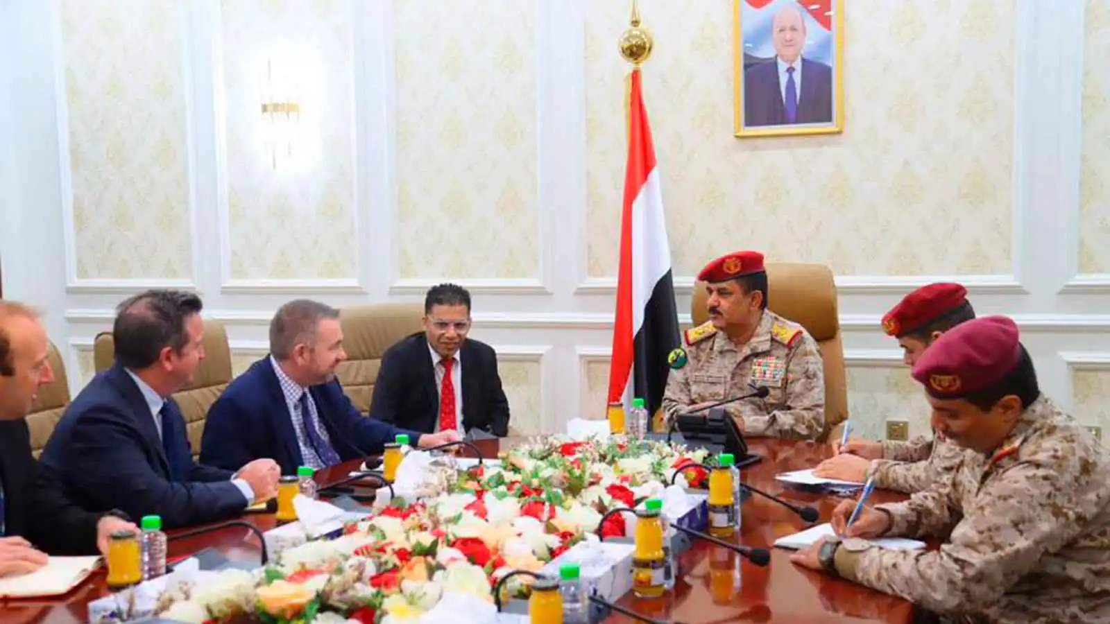 وزير يمني: الحوثيون يجندون عناصر من "حركة الشباب" الصومالية والأفارقة