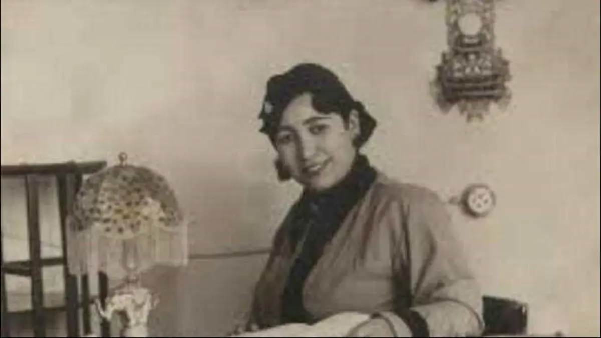 من هي الشاعرة المصرية جميلة العلايلي التي احتفى بها "غوغل"؟