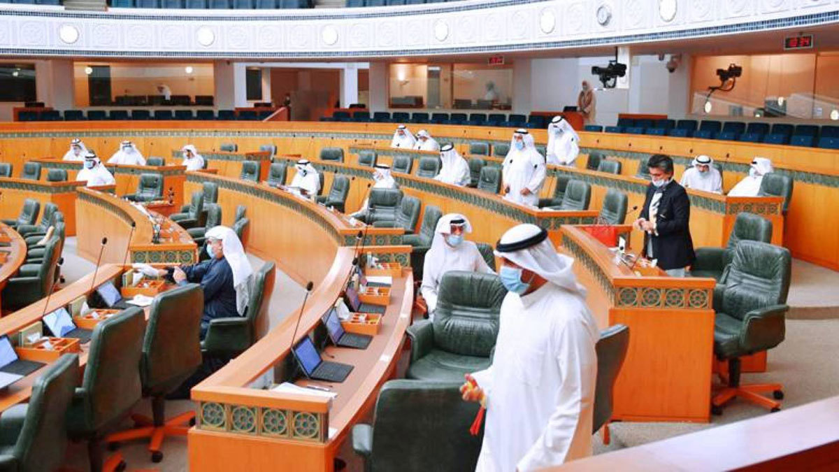 ارتباك في مجلس الأمة الكويتي بسبب الاشتباه بإصابة نائب بفيروس كورونا