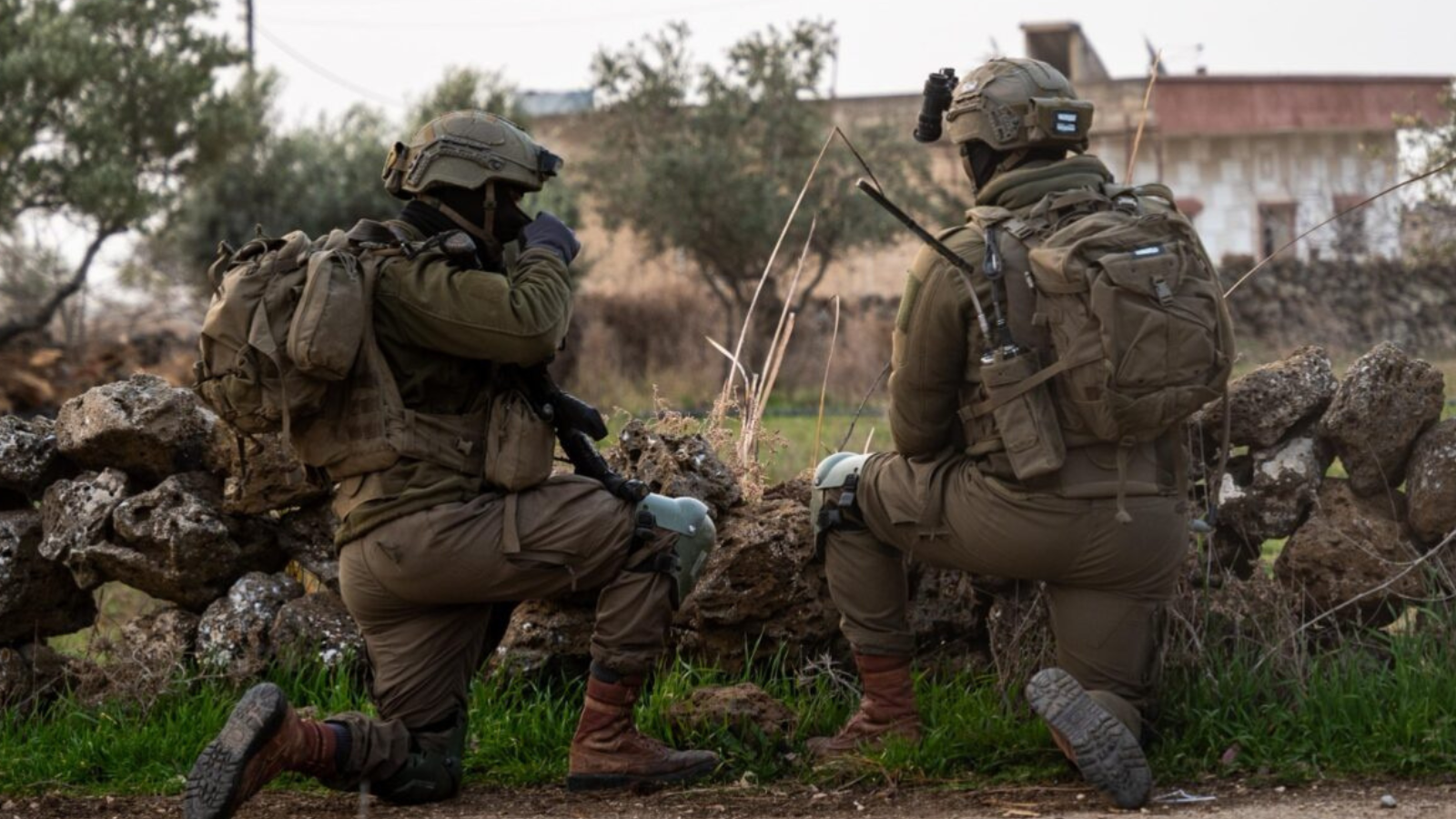 نفّذها لواء الجولان.. مداهمات إسرائيلية واسعة في سوريا (صور)