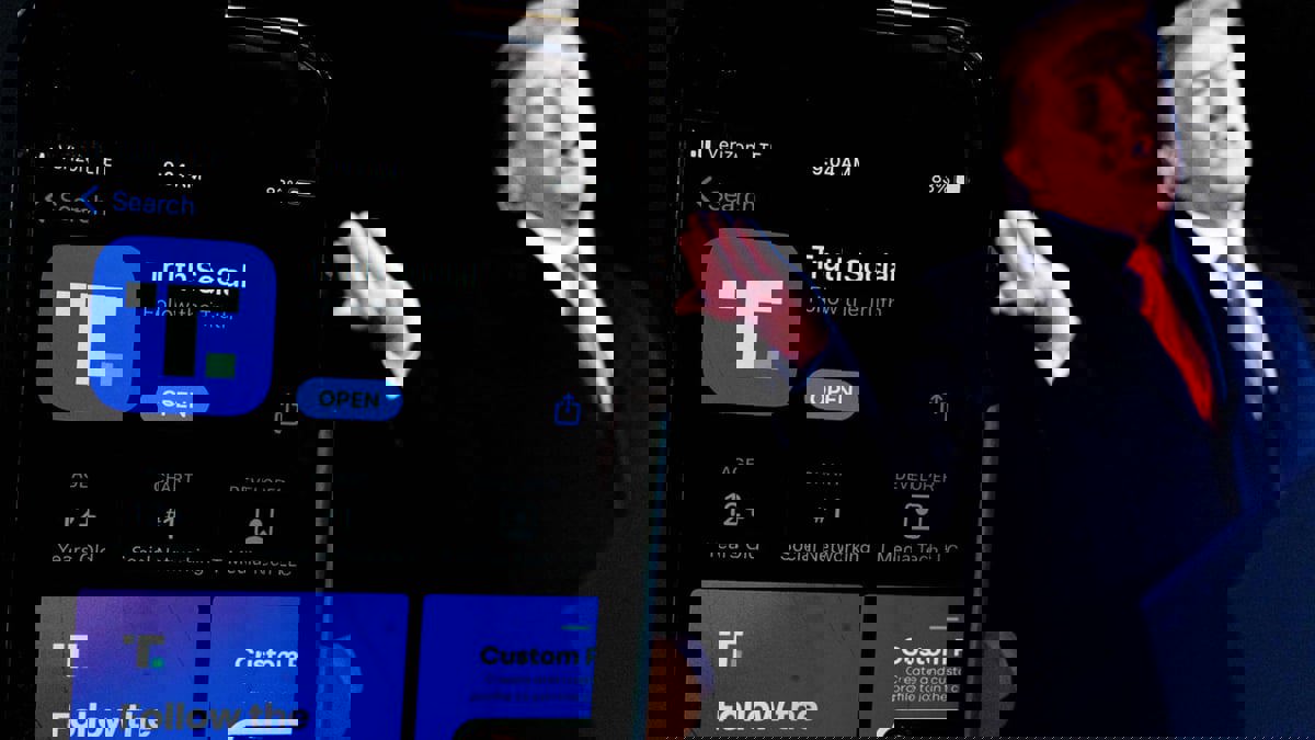 غوغل يسمح لشبكة "تروث سوشال" بعرض تطبيقها على متجره