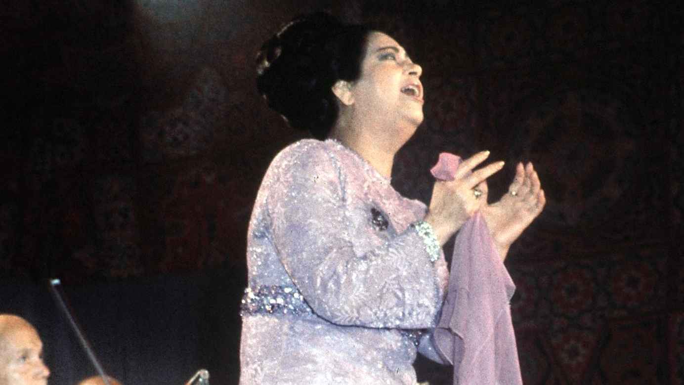 فيلم "الست" يثير الجدل بمشهد سقوط أم كلثوم