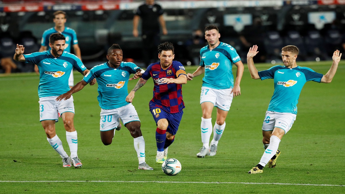 ميسي يظهر غاضبا بعد هدفه في مباراة برشلونة وأوساسونا (شاهد)