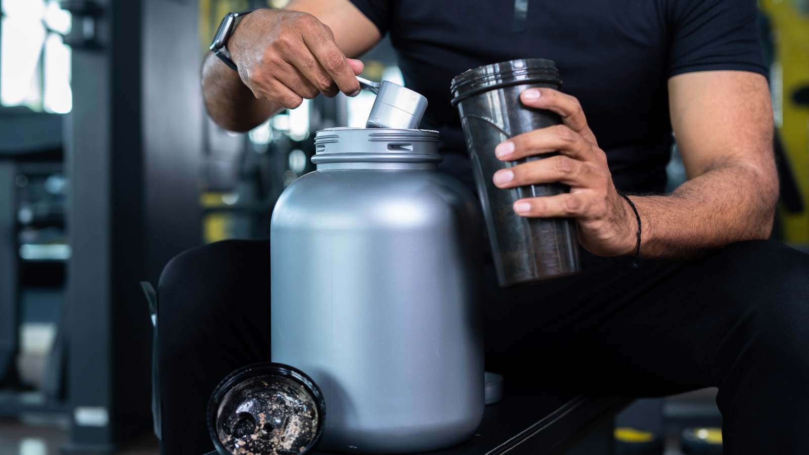 أبرزها "الكرياتين".. 5 مكملات غذائية تدعم بناء العضلات