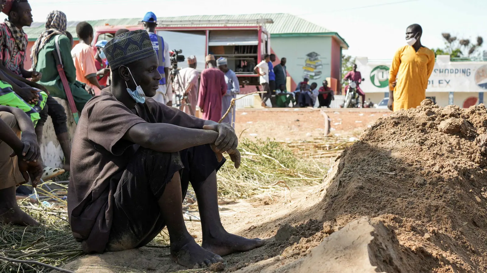 نيجيريا.. ارتفاع قتلى انفجار شاحنة وقود إلى 147 شخصًا