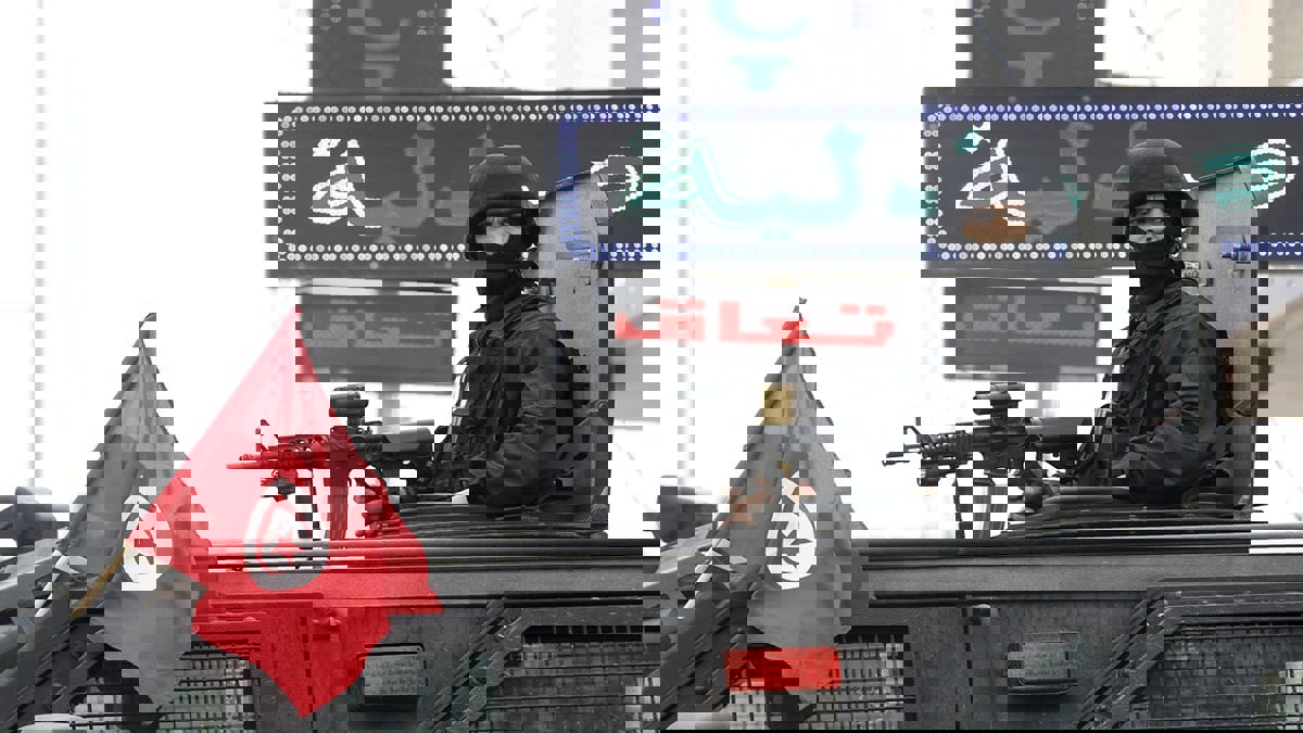 الأمن التونسي يفكك "خلية متشددة" متورطة بقتل شرطي