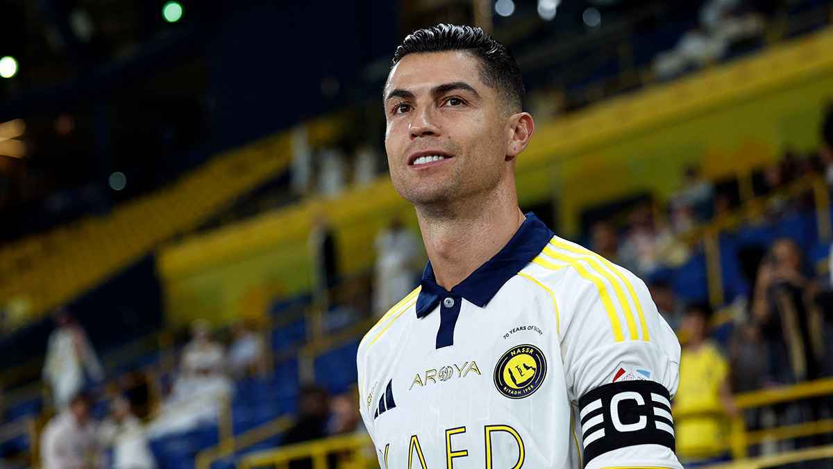 "سيدة البرغر".. ما حقيقة وفاة المرأة التي ساعدت رونالدو حينما كان فقيرا؟