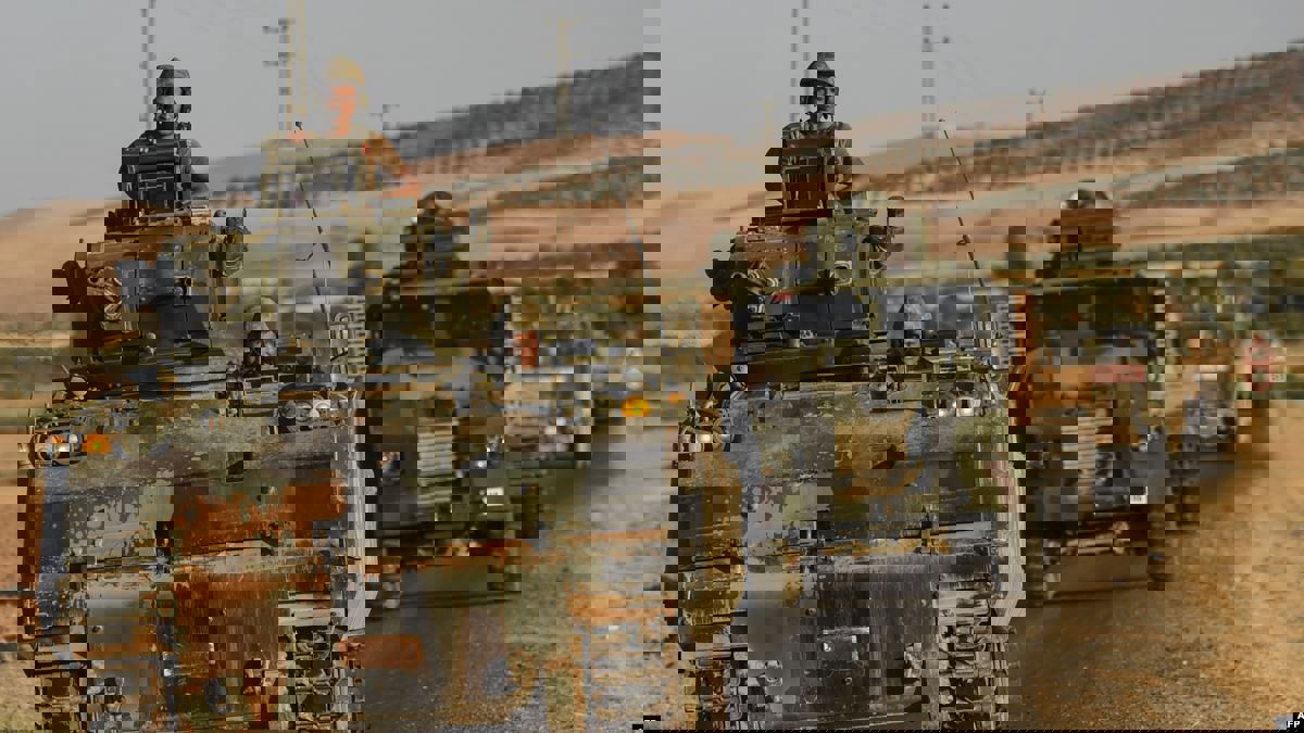 "سانا": انفجار سيارة مفخخة بحاجز لمقاتلين موالين لتركيا في رأس العين السورية