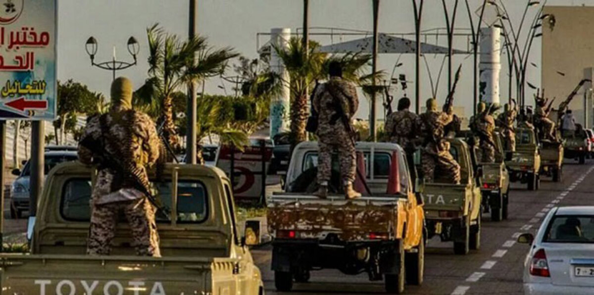 ليبيا.. داعش يهاجم شرقاً وغرباً في سرت