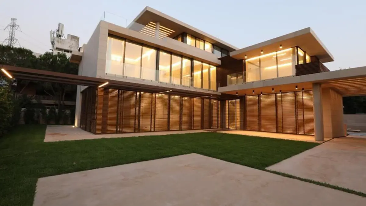 من قصر بعبدا إلى "فيلا الرابية".. منزل عون الجديد يثير جدلا في لبنان