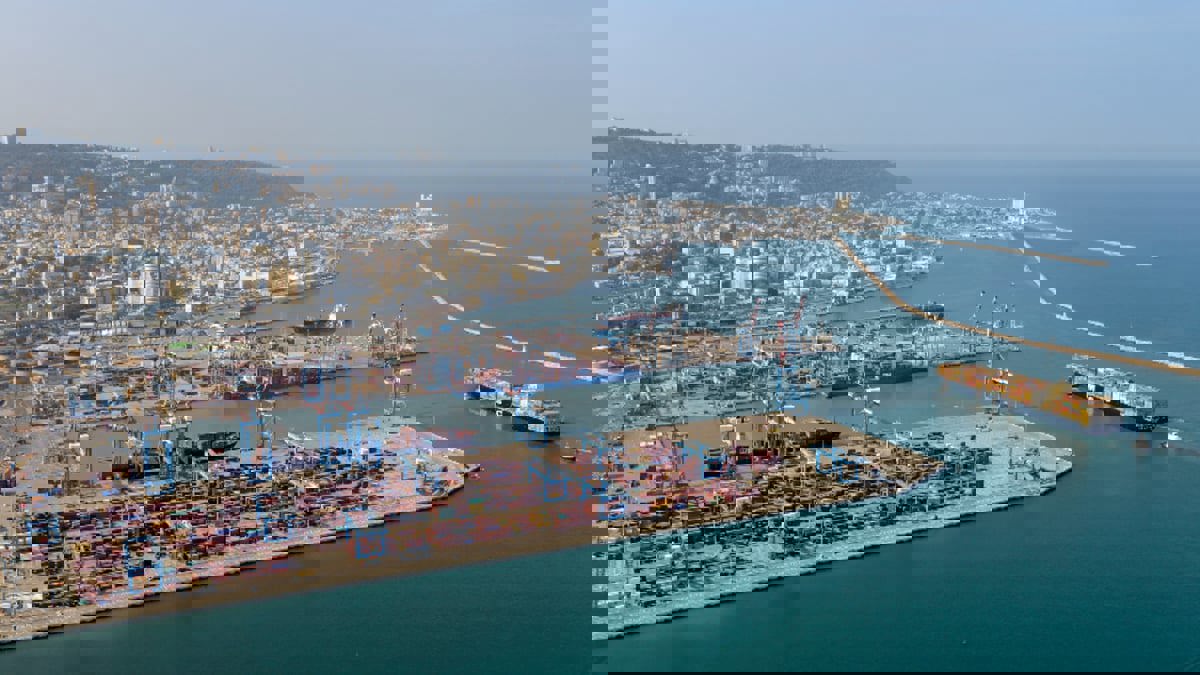 صحيفة إسرائيلية تنتقد استمرار الوجود الصيني في ميناء حيفا