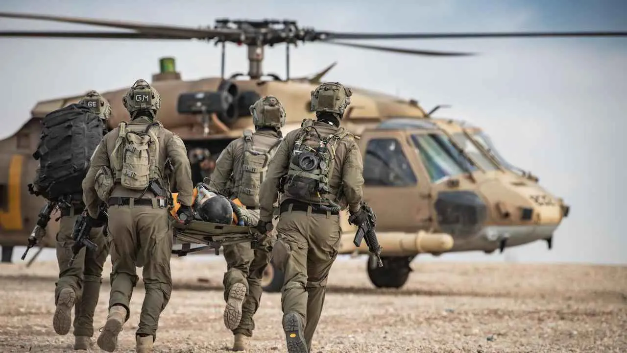 تقرير عبري: كوماندوز إسرائيلي يشارك في تدريبات أمريكية لـ"خطف" خامنئي