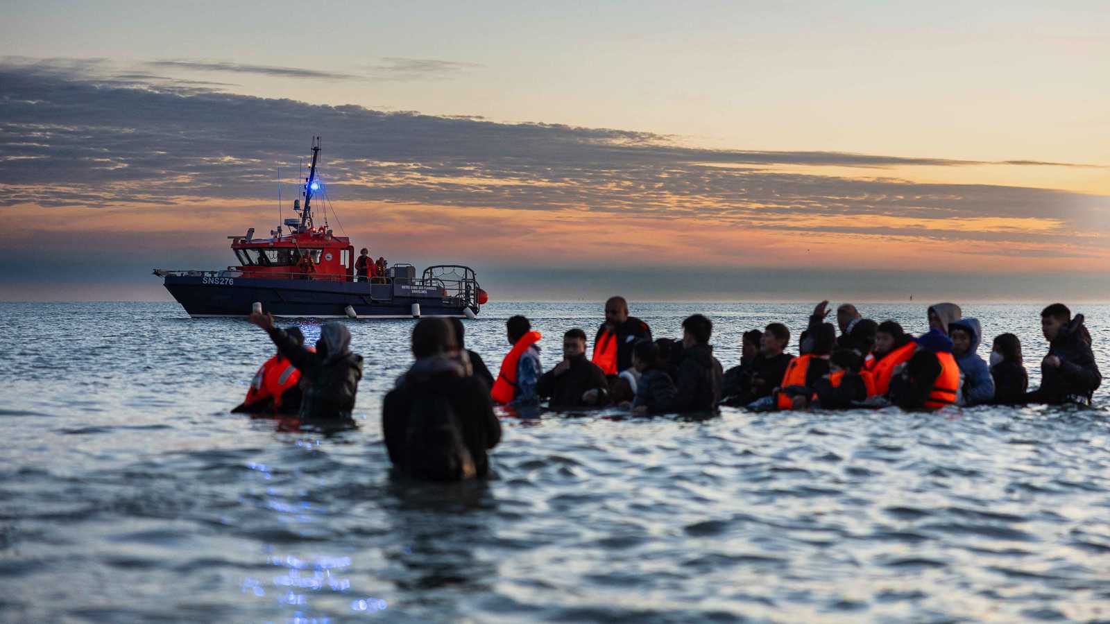 مع إعادة آلاف منهم.. جدل حول خطط مواجهة أزمة المهاجرين في تونس