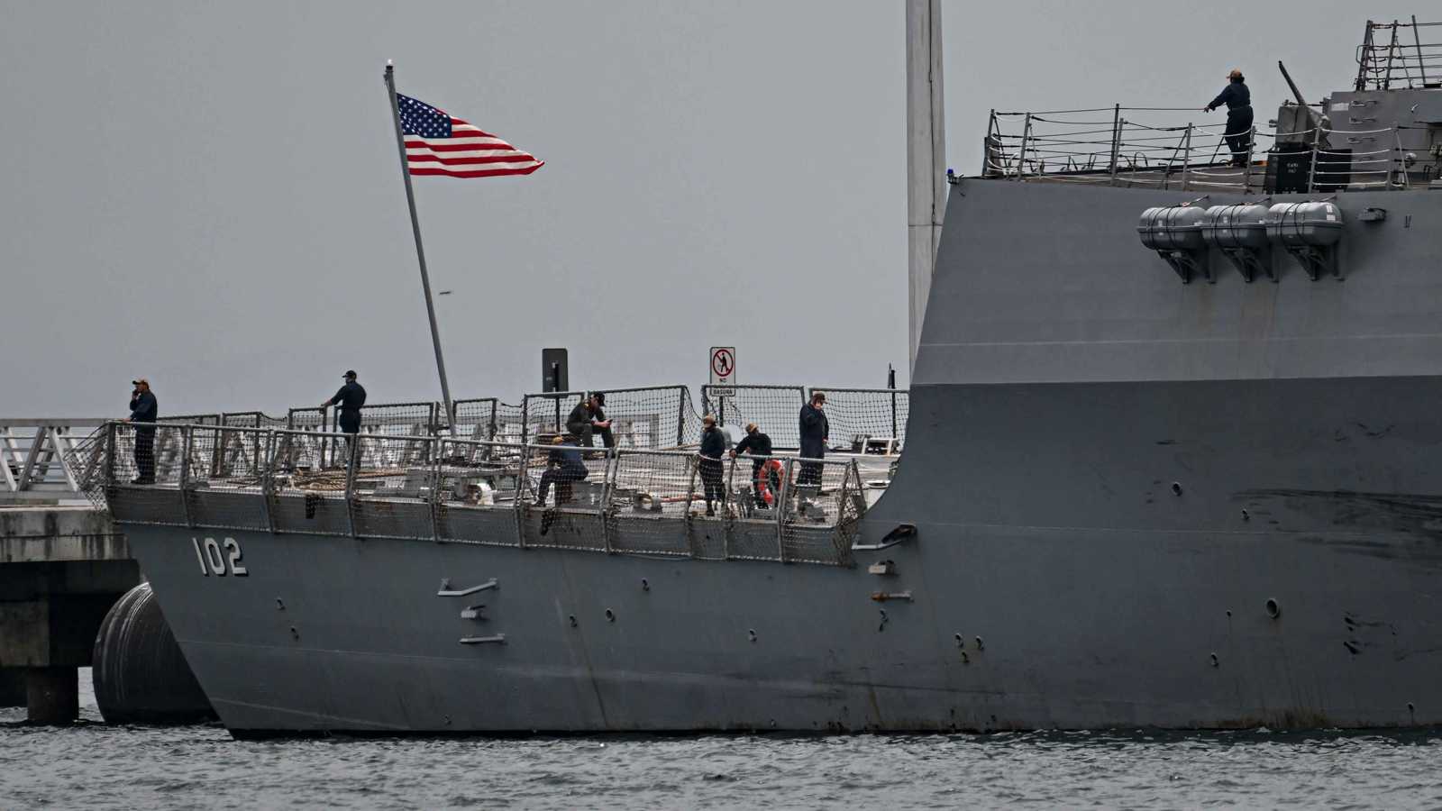 البنتاغون: مقاتلتان تابعتان لفنزويلا حلقتا قرب سفينة للبحرية الأمريكية