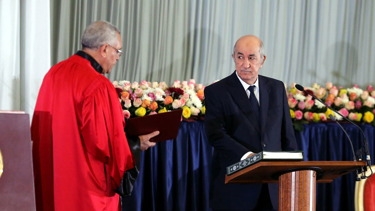 عبد المجيد تبون يؤدي اليمين الدستورية رئيسًا للجزائر (فيديو)