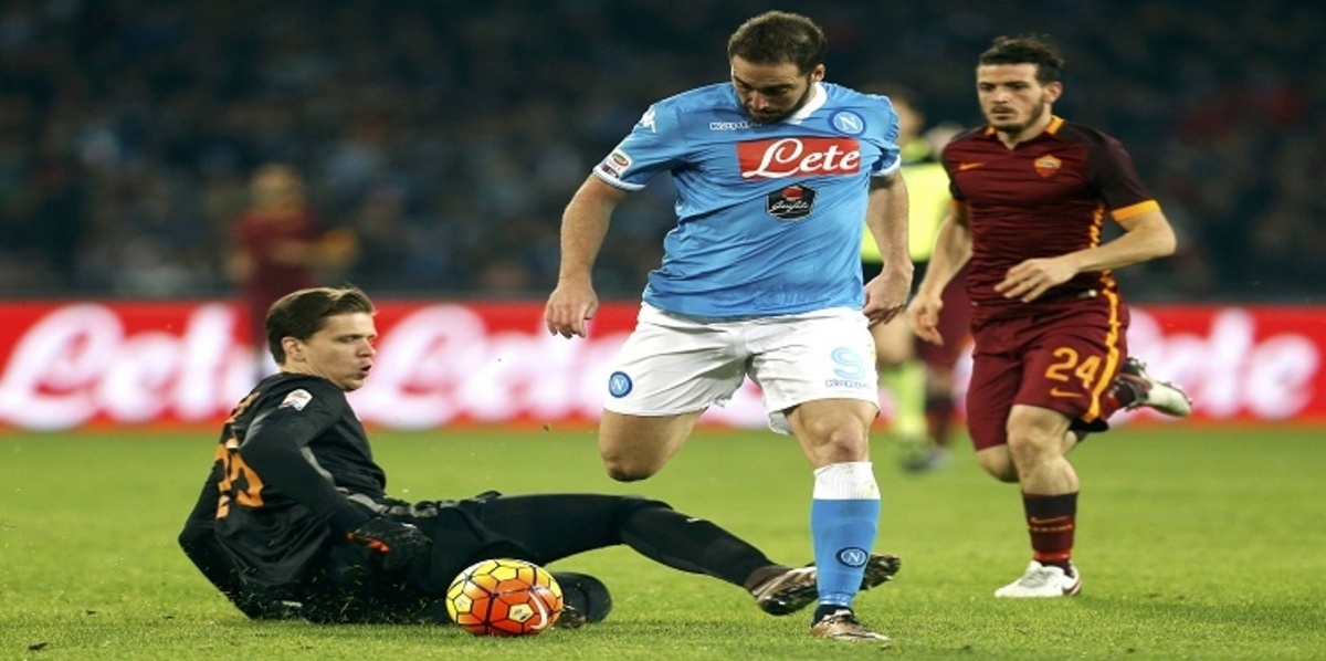 التعادل يحسم قمة نابولي وروما.. ويوفنتوس المستفيد