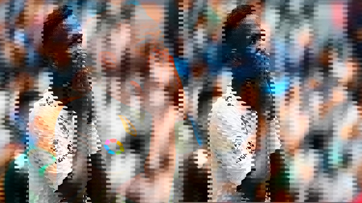 خلاف جديد بين زيدان وفلورنتينو بيريز بسبب فينيسيوس جونيور