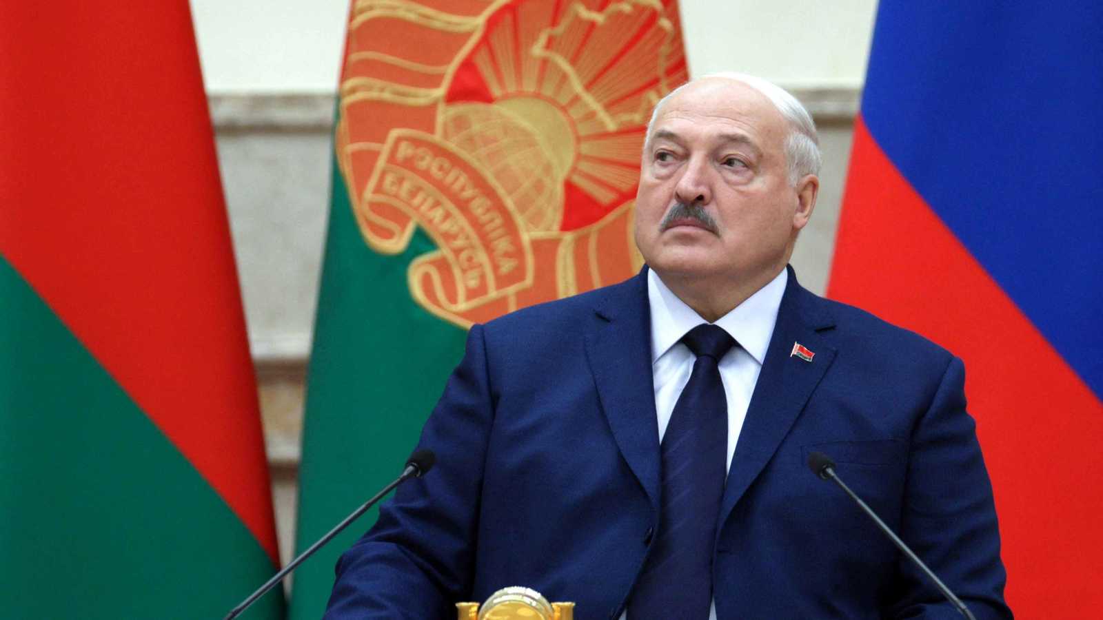 بتفاهمات مع ترامب.. رئيس روسيا البيضاء يعفو عن 31 سجيناً أوكرانياً