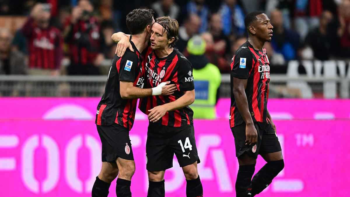 مودريتش يفاجئ لاعبي ميلان بهدايا خرافية