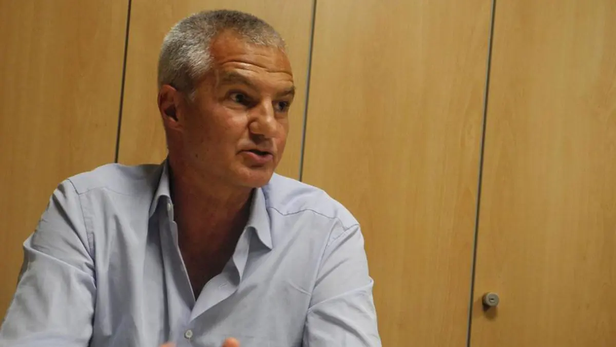 مدير برشلونة السابق يكشف سر تفضيل ديمبلي عن مبابي.. وأسباب فشل عودة نيمار