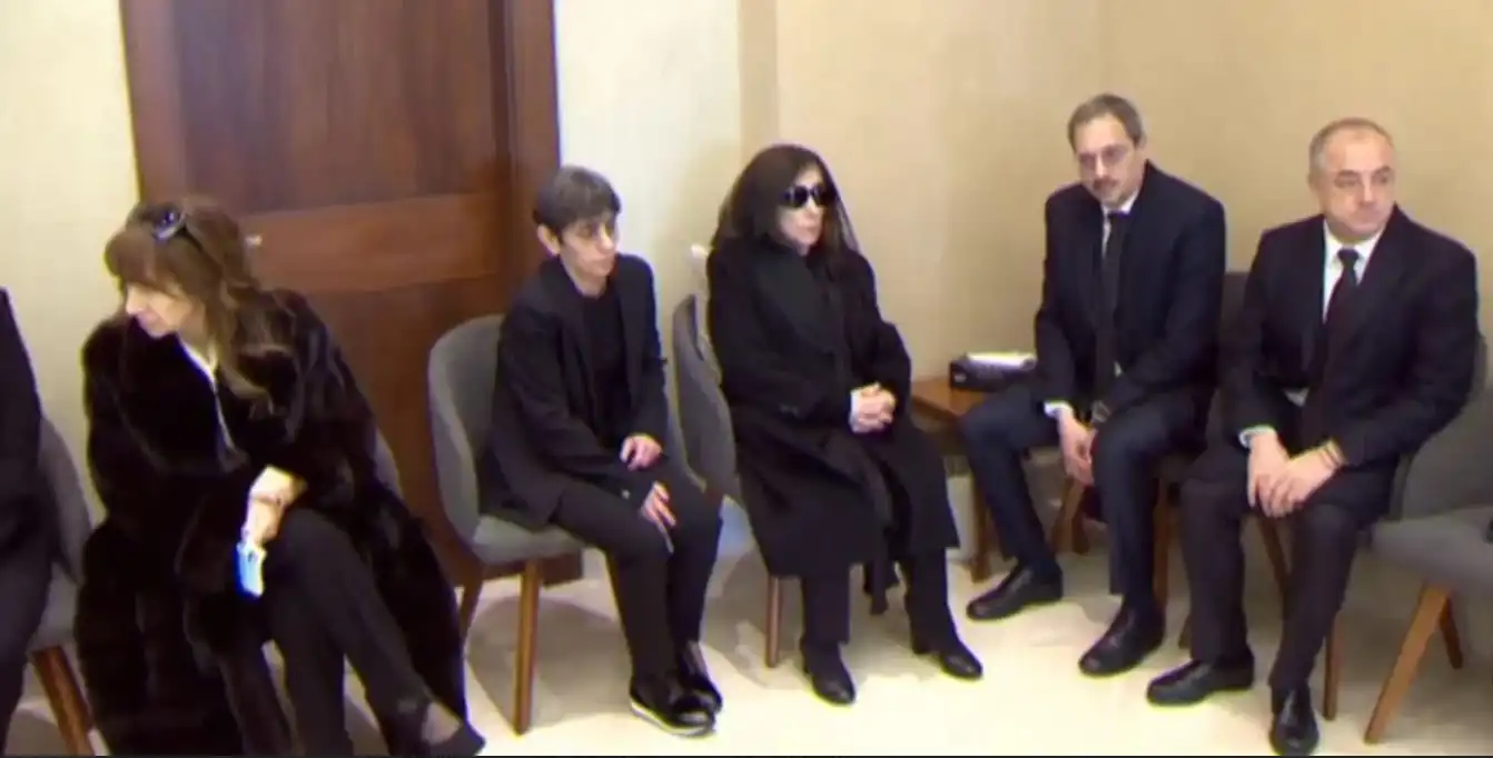 أثناء العزاء