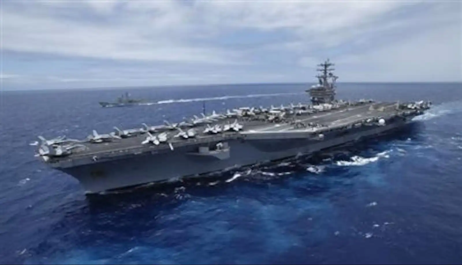 حاملة الطائرات الأمريكية "USS Nimitz"