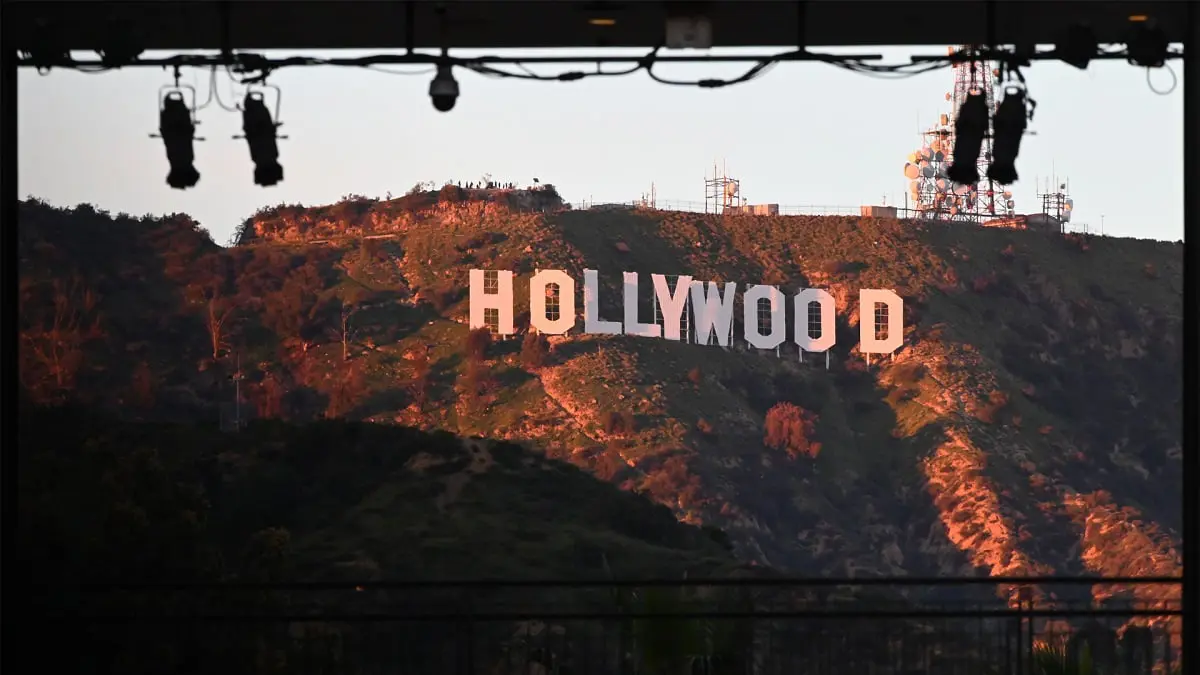 "هوليوود" تستعين بمستشاري "كورونا" لتأمين مشاريعها