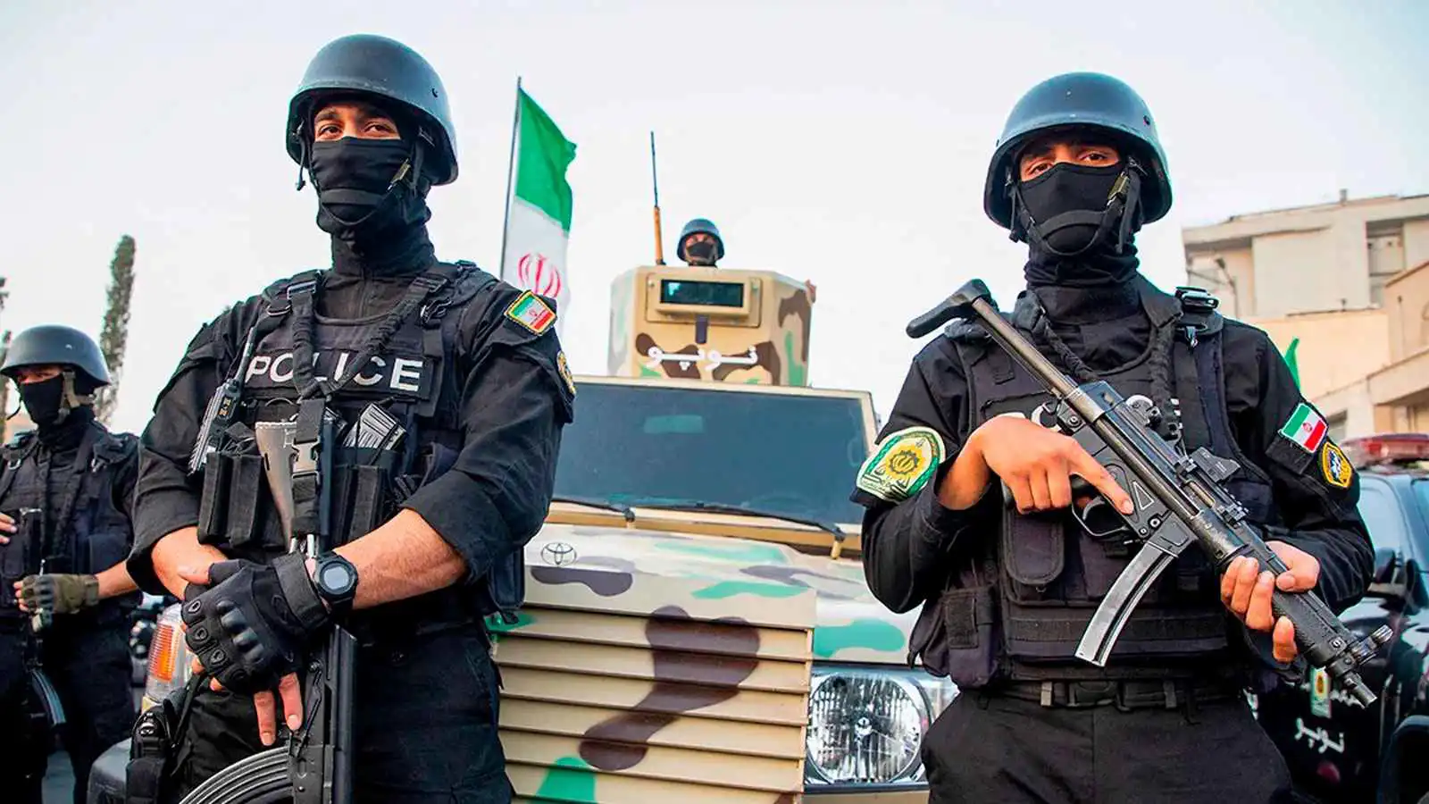 إيران تعلن تفكيك خلية تديرها استخبارات غربية والموساد (فيديو)