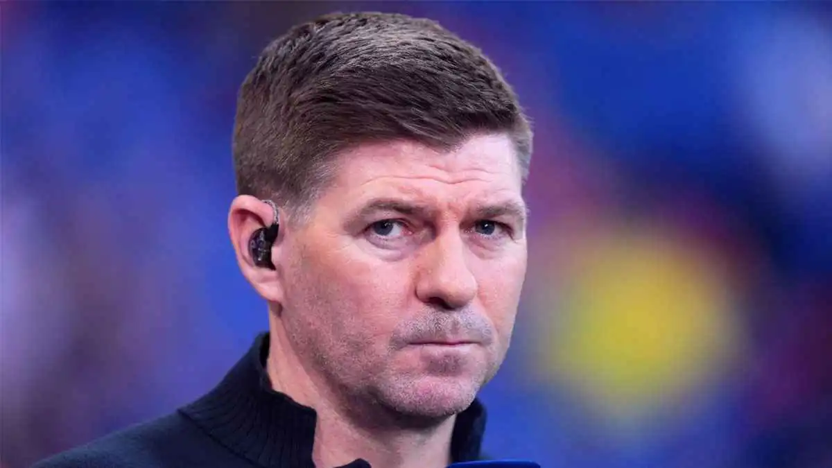 ستيفن جيرارد يوجه انتقادات حادة لنجم ليفربول