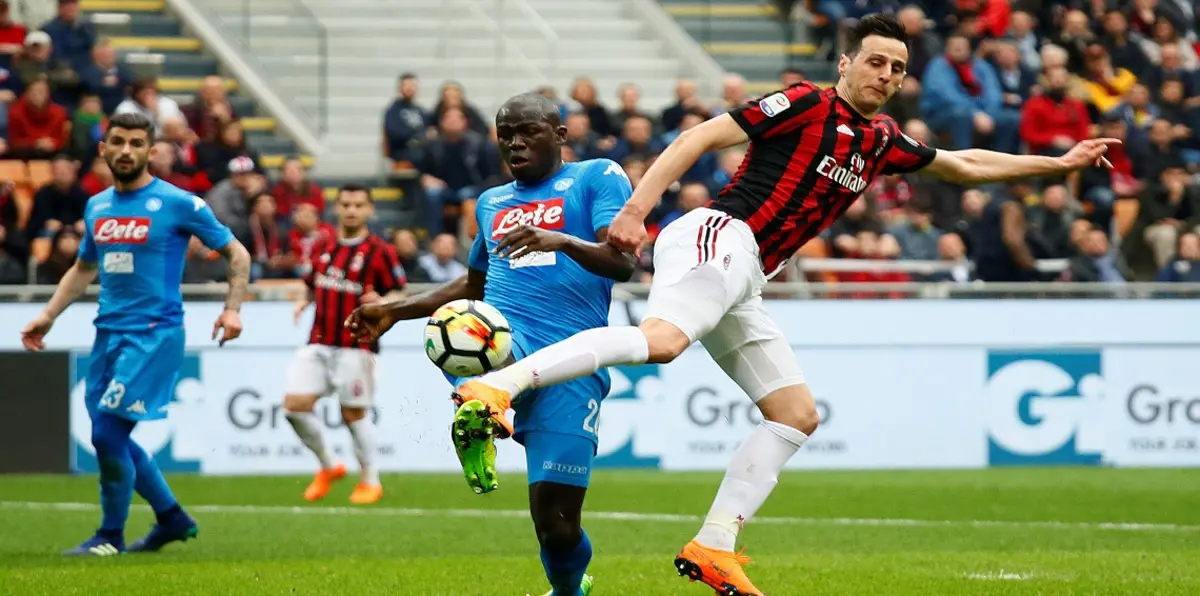 التعادل يحسم قمة ميلان ونابولي في الدوري الإيطالي