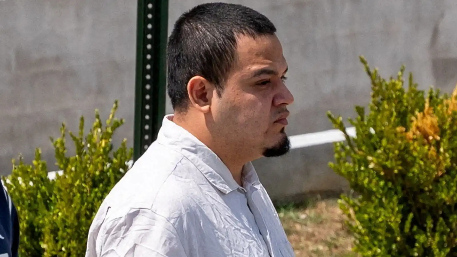 "اختبار حرب".. إدارة ترامب تصر على ترحيل كليمار غارسيا إلى أوغندا